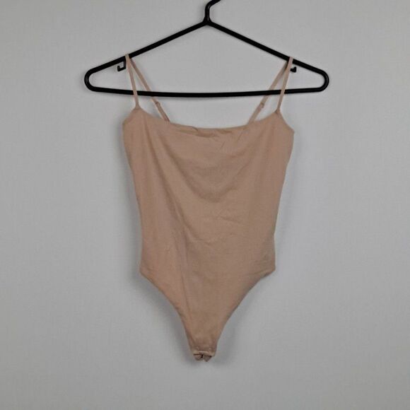 SKIMS ladies bodysuit NWOT - Picture 1 of 8